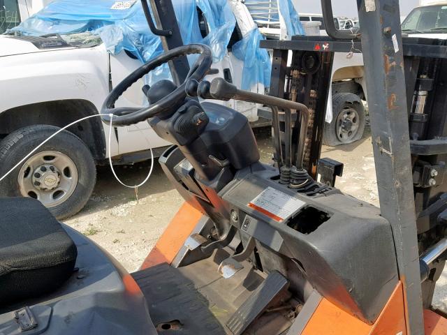 85422 - 2004 TOYOTA FORKLIFT ORANGE photo 5