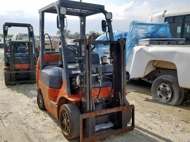 89661 - 2005 TOYOTA FORKLIFT ORANGE photo 1