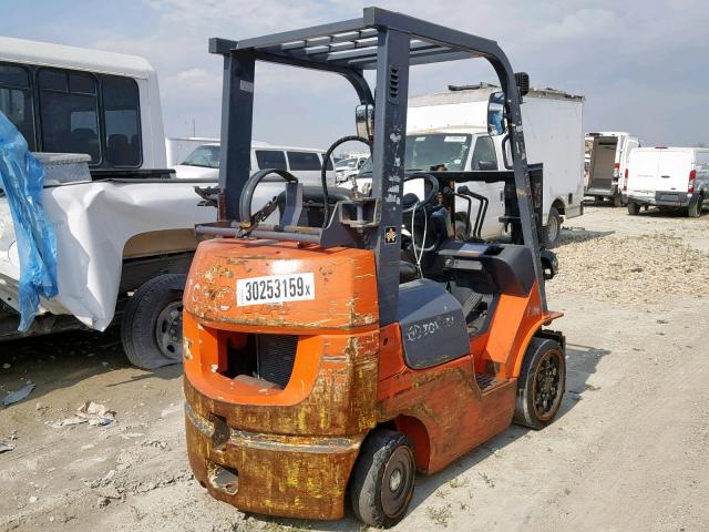 89661 - 2005 TOYOTA FORKLIFT ORANGE photo 4