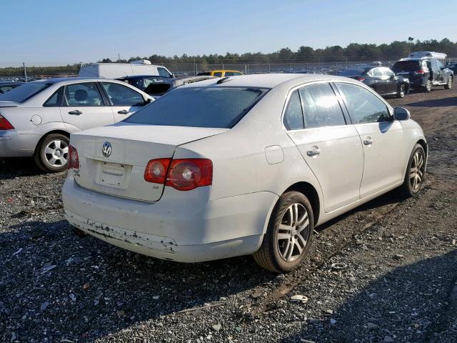 3VWRG71K36M780557 - 2006 VOLKSWAGEN JETTA 2.5 WHITE photo 4