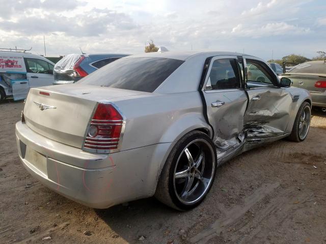 2C3KA43R78H164364 - 2008 CHRYSLER 300 LX  photo 4