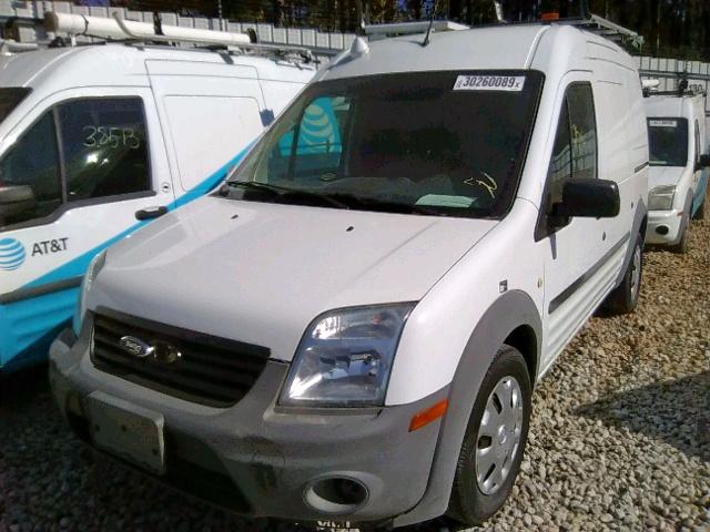 NM0LS7AN7AT008989 - 2010 FORD TRANSIT CO WHITE photo 2