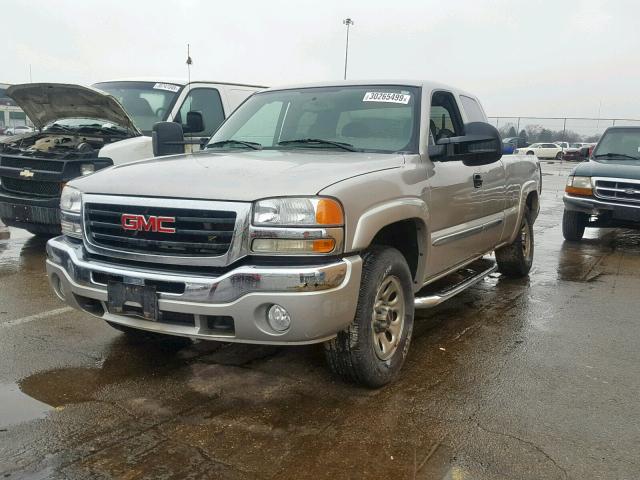 2GTEK19ZX71101066 - 2007 GMC NEW SIERRA SILVER photo 2