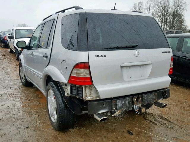 4JGAB74E11A259472 - 2001 MERCEDES-BENZ ML 55 SILVER photo 3