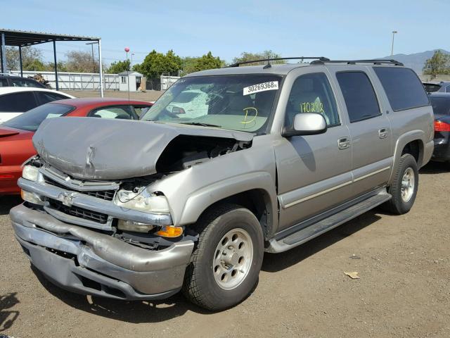 3GNEC16T82G349420 - 2002 CHEVROLET SUBURBAN GRAY photo 2