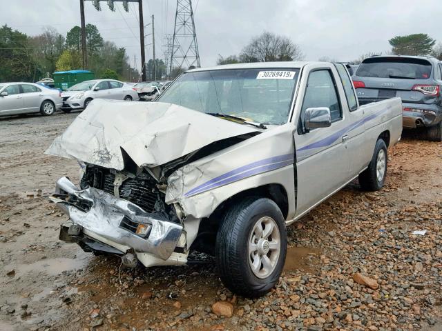 1N6SD16S9TC364848 - 1996 NISSAN TRUCK KING SILVER photo 2