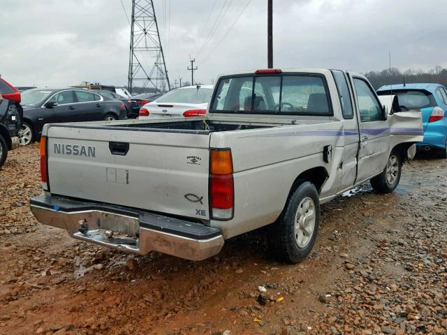 1N6SD16S9TC364848 - 1996 NISSAN TRUCK KING SILVER photo 4