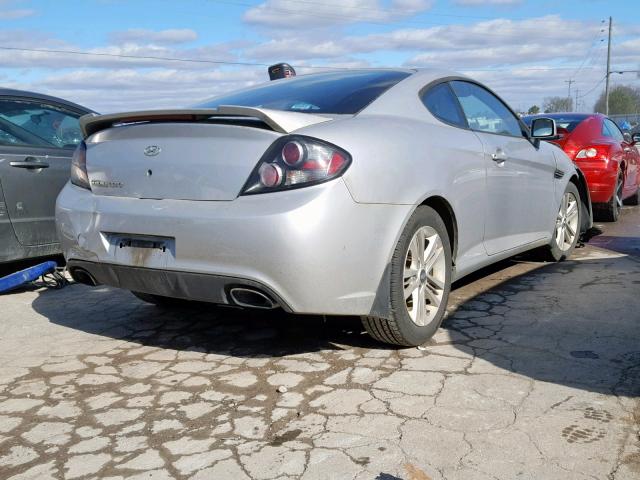 KMHHM66D28U291380 - 2008 HYUNDAI TIBURON GS SILVER photo 4