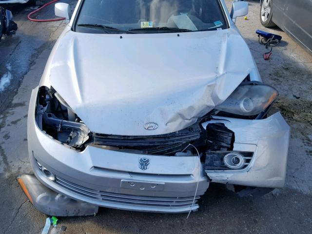 KMHHM66D28U291380 - 2008 HYUNDAI TIBURON GS SILVER photo 7