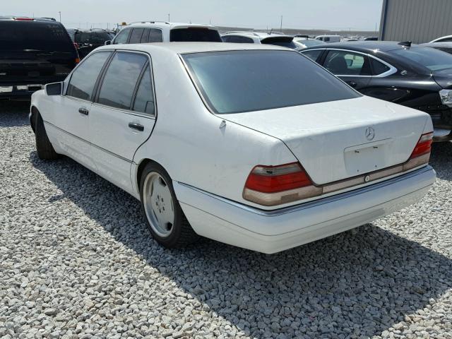 WDBGA43G3XA407793 - 1999 MERCEDES-BENZ S 420 WHITE photo 3