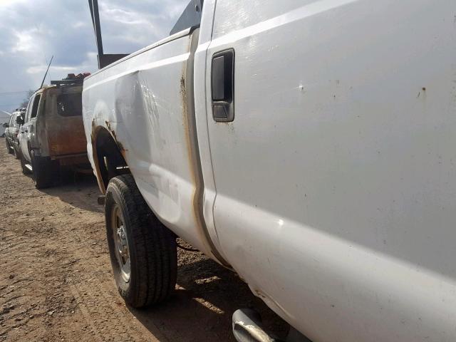 1FTWW31505ED28775 - 2005 FORD F350 SRW S WHITE photo 9