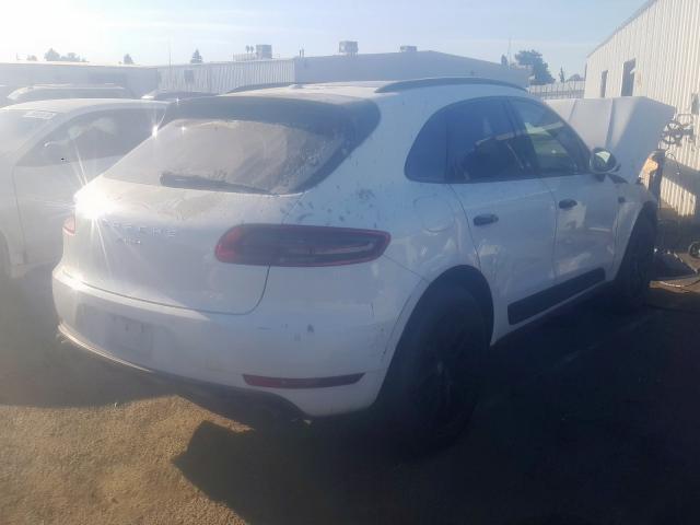 WP1AA2A59HLB08763 - 2017 PORSCHE MACAN  photo 4