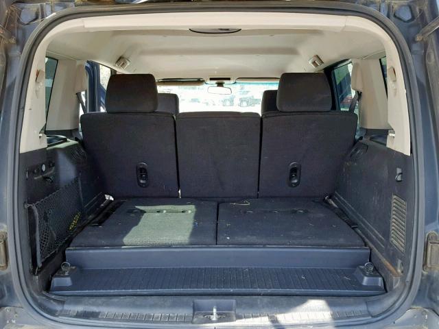 1J8HH48K28C114979 - 2008 JEEP COMMANDER GRAY photo 9