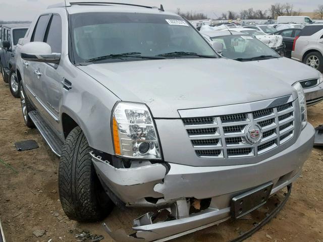 3GYT4LEF2BG372870 - 2011 CADILLAC ESCALADE E SILVER photo 1