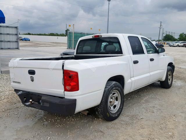 1D7HE28K77S259241 - 2007 DODGE DAKOTA QUA WHITE photo 4