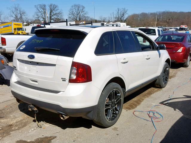 2FMDK4JC3DBA09268 - 2013 FORD EDGE SEL WHITE photo 4