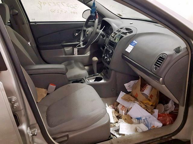 1G1ZS58F28F118835 - 2008 CHEVROLET MALIBU LS SILVER photo 5