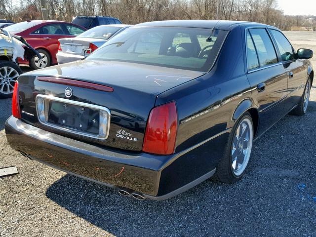 1G6KD54YX2U290174 - 2002 CADILLAC DEVILLE BLACK photo 4