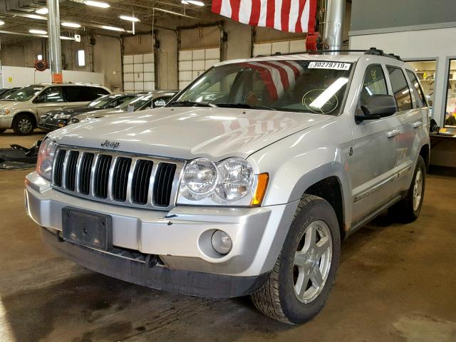 1J4HR58265C528976 - 2005 JEEP GRAND CHER SILVER photo 2