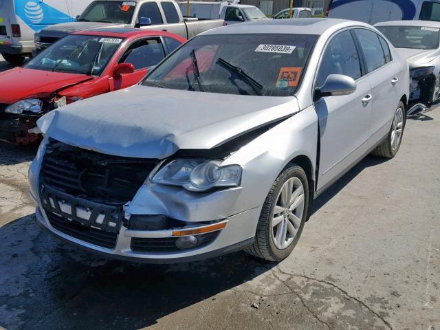 WVWJK73CX9P025294 - 2009 VOLKSWAGEN PASSAT TUR SILVER photo 2