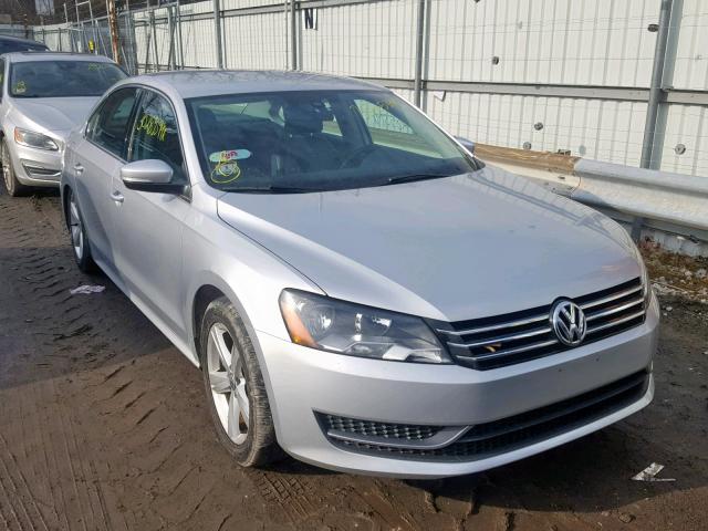 1VWBT7A31EC048806 - 2014 VOLKSWAGEN PASSAT SE SILVER photo 1