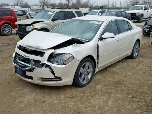 1G1ZD5EB3AF231548 - 2010 CHEVROLET MALIBU 2LT WHITE photo 2