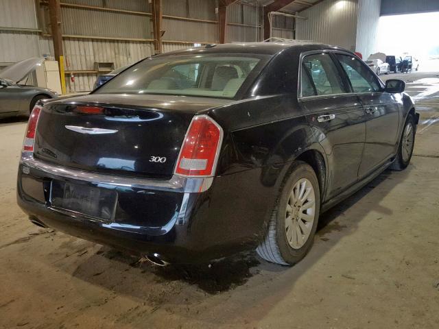 2C3CCAAG6DH572816 - 2013 CHRYSLER 300 BLACK photo 4