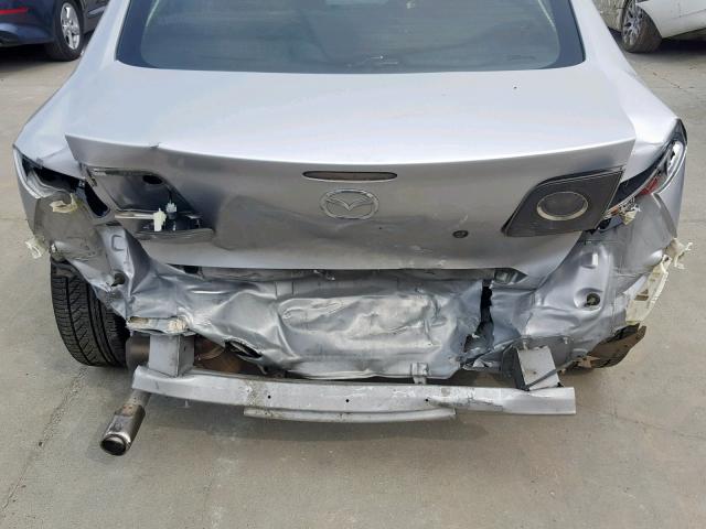 JM1BK324381119400 - 2008 MAZDA 3 S SILVER photo 9