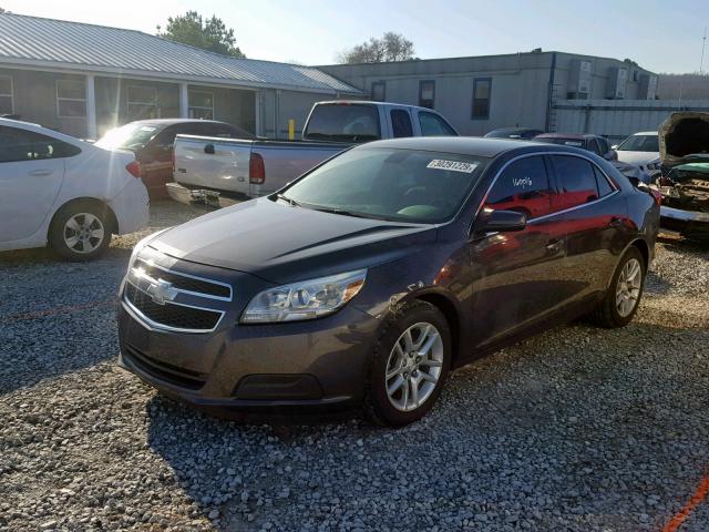 1G11D5RR5DF110853 - 2013 CHEVROLET MALIBU 1LT 灰色 照片 2