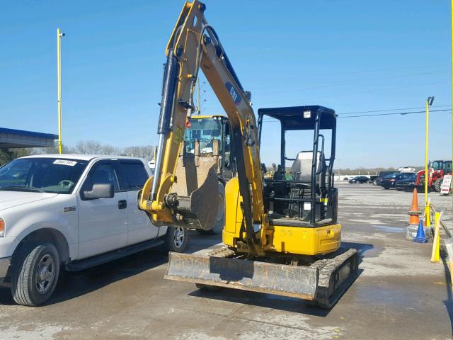 CAT3035ELJWY00385 - 2016 CATERPILLAR EXCAVATOR YELLOW photo 2