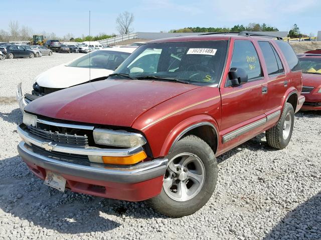 1GNCS13W4X2180439 - 1999 CHEVROLET BLAZER RED photo 2