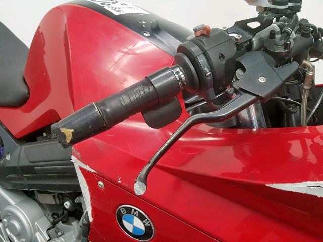 WB10226077ZP00369 - 2007 BMW F800 S RED photo 17