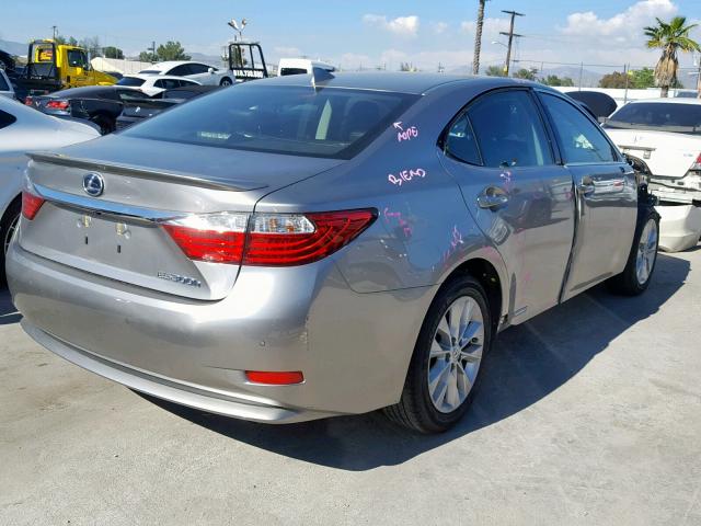 JTHBW1GG8F2089134 - 2015 LEXUS ES 300H GRAY photo 4