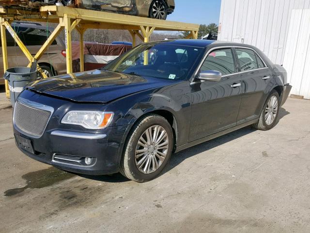 2C3CCAJT3DH669307 - 2013 CHRYSLER 300C VARVA BLACK photo 2