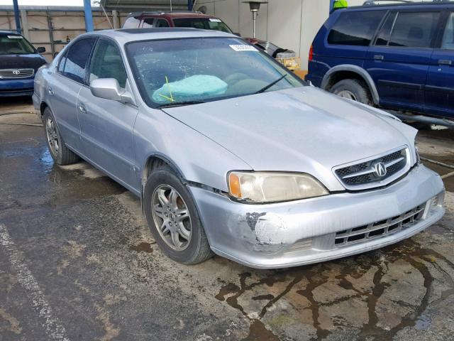 19UUA5669YA066349 - 2000 ACURA 3.2TL SILVER photo 1