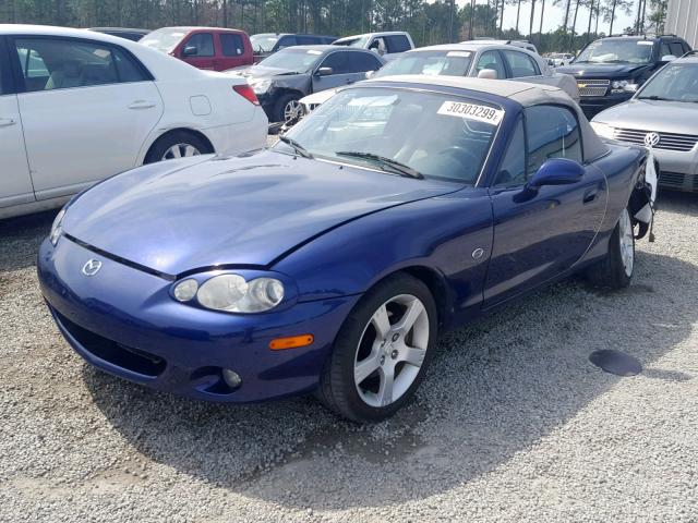 JM1NB353230305279 - 2003 MAZDA MX-5 MIATA BLUE photo 2