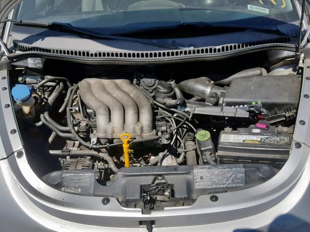 3VWCA21C8YM497898 - 2000 VOLKSWAGEN NEW BEETLE Gümüş foto 7