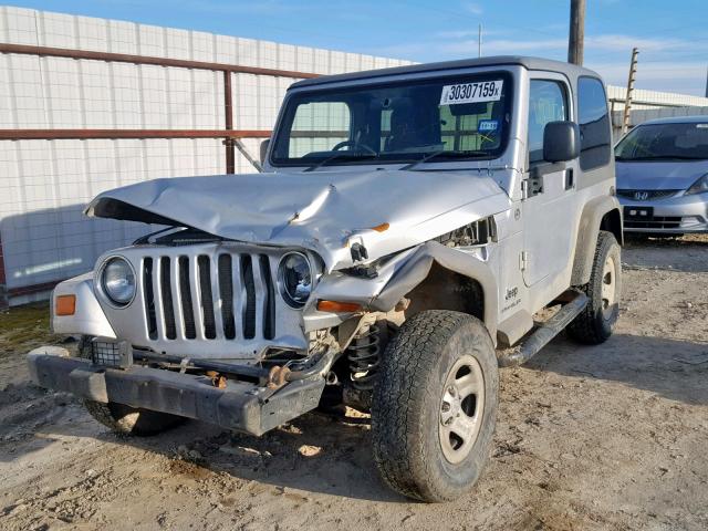 1J4F449S45P326953 - 2005 JEEP WRANGLER / SILVER photo 2