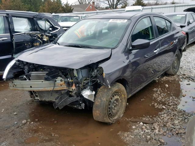 3N1CN7AP8FL891544 - 2015 NISSAN VERSA S GRAY photo 2