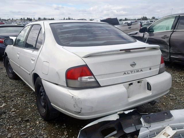 1N4DL01D9XC190907 - 1999 NISSAN ALTIMA XE WHITE photo 3