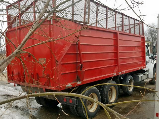 1FVHCYDJ85HV01081 - 2005 FREIGHTLINER M2 106 MED RED photo 4