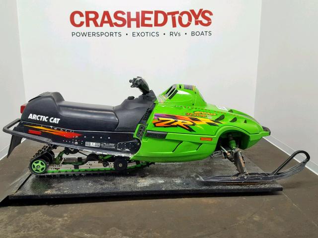 9831538 - 1999 ARCTIC CAT ZR600 GREEN photo 1