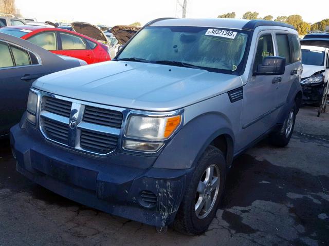 1D8GT28KX7W600914 - 2007 DODGE NITRO SXT SILVER photo 2