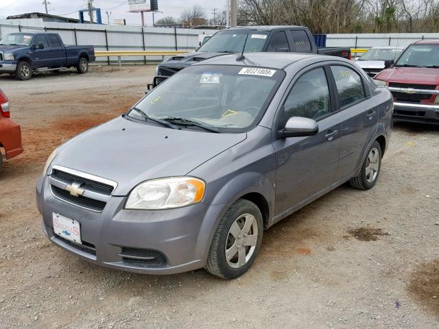 KL1TD56E09B333356 - 2009 CHEVROLET AVEO LS GRAY photo 2