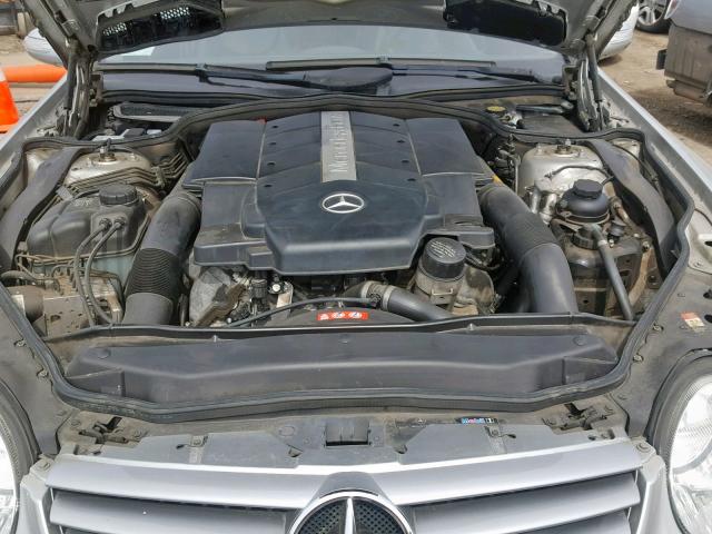 WDBSK75F55F096865 - 2005 MERCEDES-BENZ SL 500 SILVER photo 7