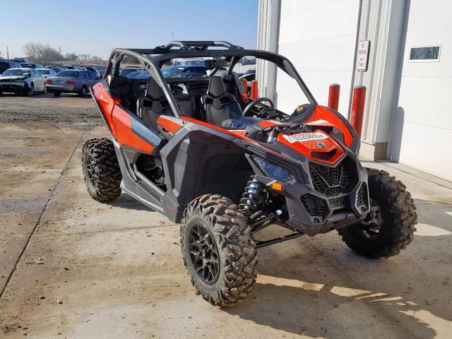 3JBVGA245JK000287 - 2018 CAN-AM MAVERICK X TWO TONE photo 1