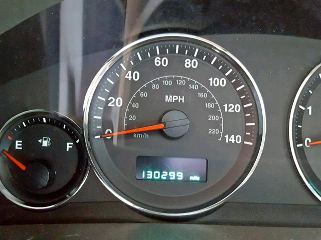 1J8HG58216C221124 - 2006 JEEP COMMANDER BLACK photo 8