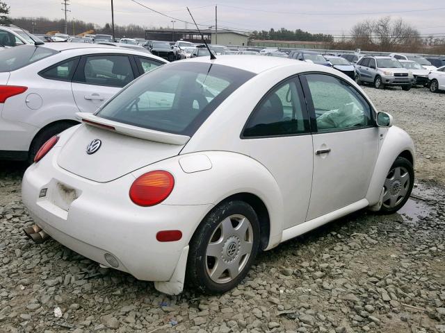 3VWCK21C71M458822 - 2001 VOLKSWAGEN NEW BEETLE WHITE photo 4