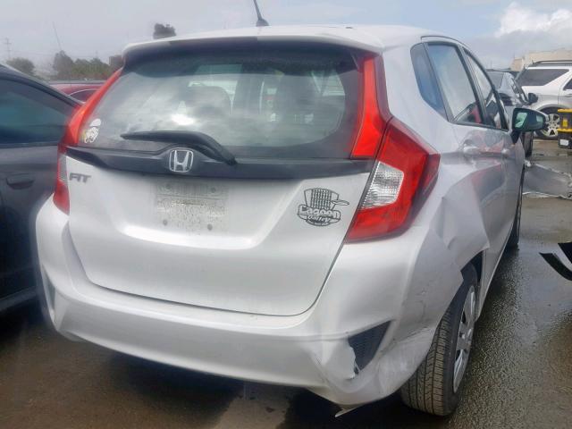 3HGGK5G50FM728612 - 2015 HONDA FIT LX WHITE photo 4