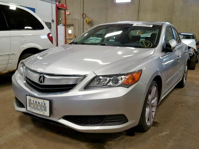 19VDE1F30EE004499 - 2014 ACURA ILX 20 SILVER photo 2